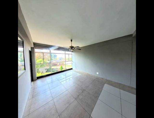 2 BEDROOM PROPERTY TO RENT IN RHODESFIELD